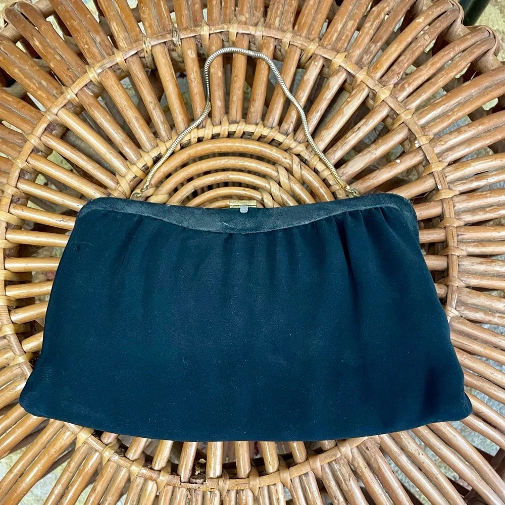 Vintage 1950s Black Fabric Gold Metal Clasp Top Shoulder Bag and Change Purse - Picture 10 of 15